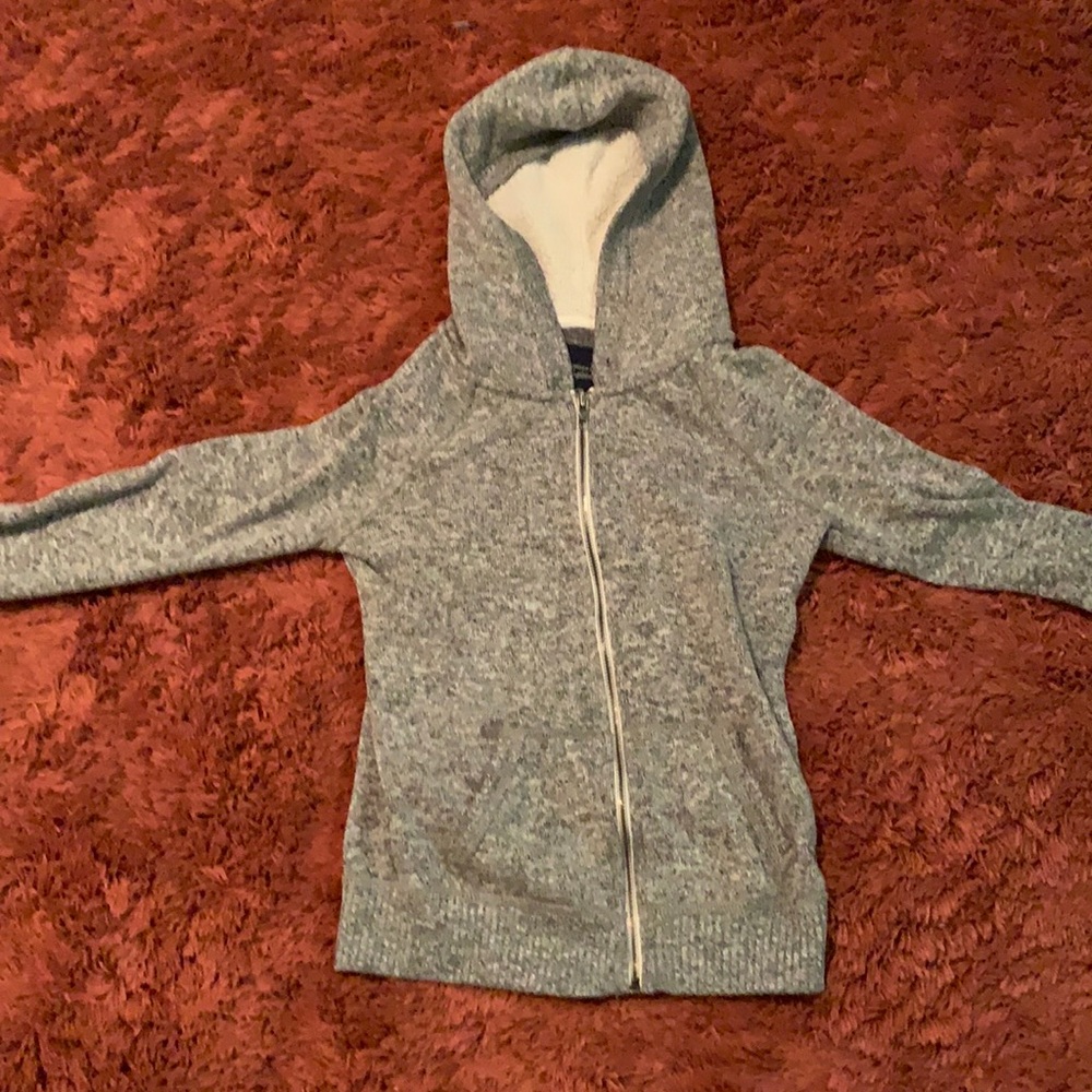 American eagle gray sweatshirt